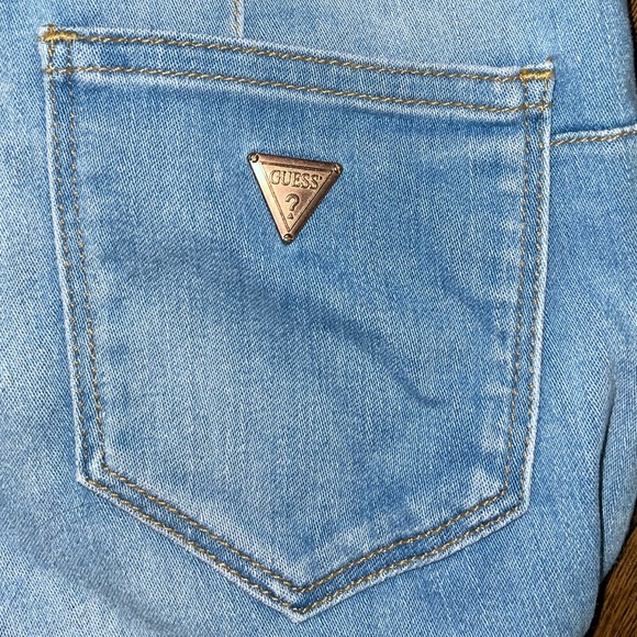 Guess Jeans - Picture 3 of 3